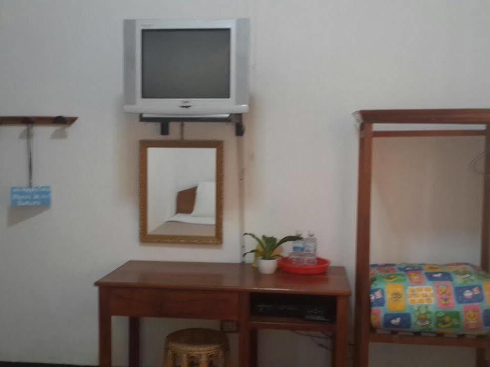 A Tee Guesthouse Luang Prabang Exterior photo