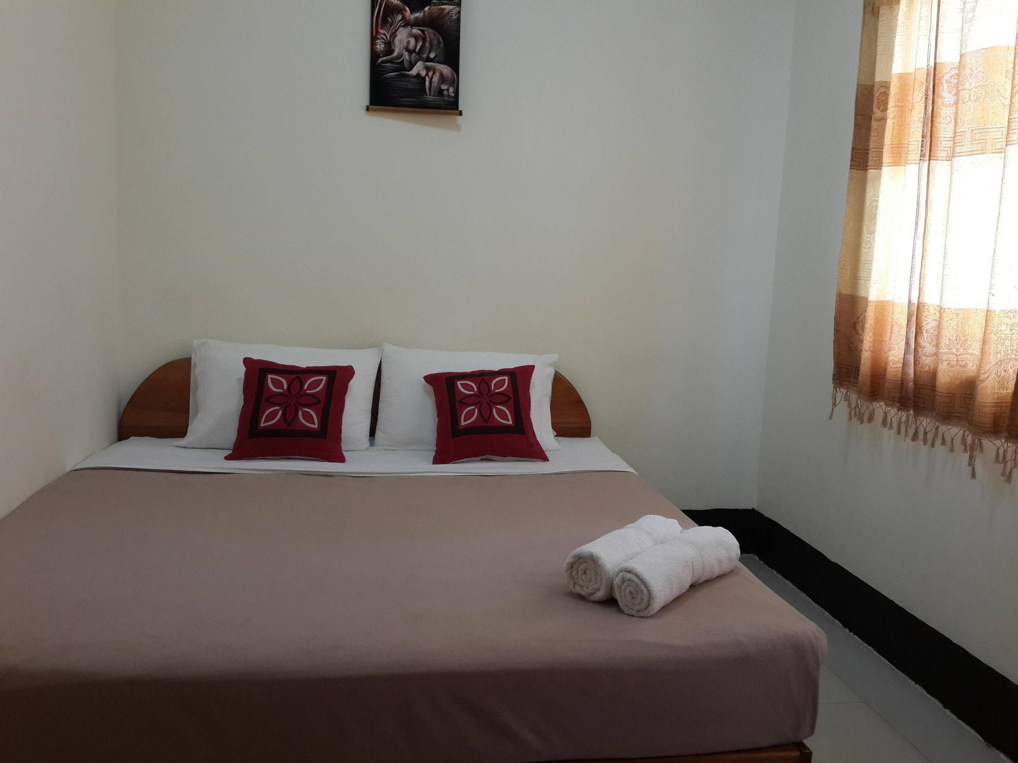 A Tee Guesthouse Luang Prabang Exterior photo